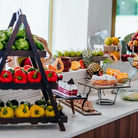 Louis Imperial 4* Пафос