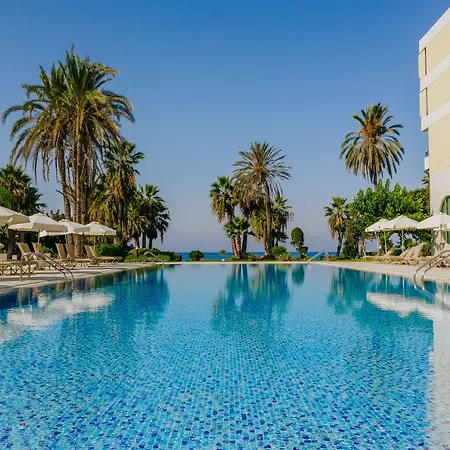 Курортный комплекс Louis Imperial 4*