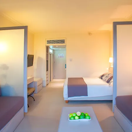 Louis Imperial 4* بافوس